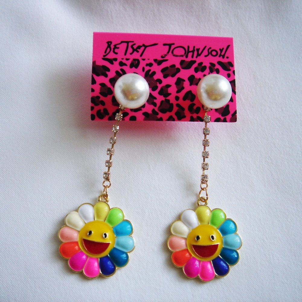 BETSEY JOHNSON   MULTICOLOR FLOWER EARRINGS